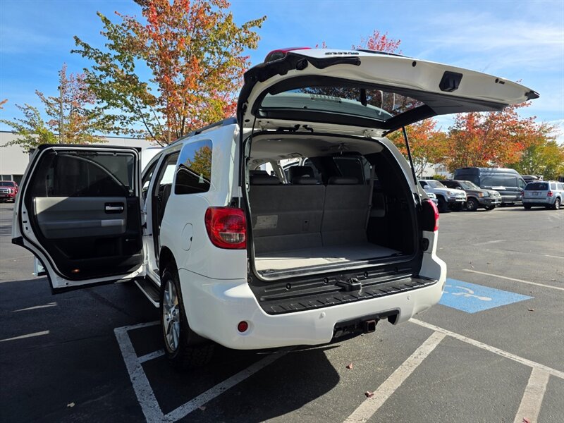 Used 2008 Toyota Sequoia Limited AWD/4WD image 27