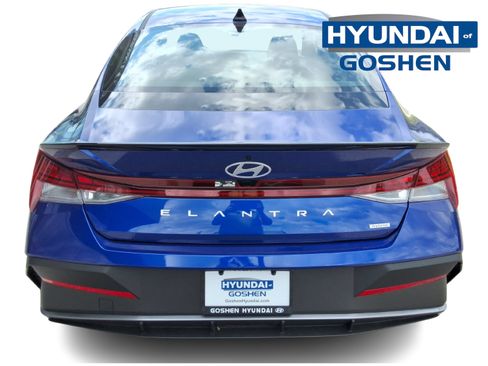 Used 2026 Hyundai Elantra Sport FWD image 7