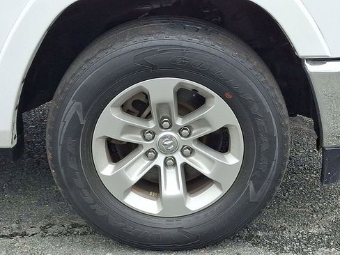 Certified 2022 RAM 1500 Laramie image 10