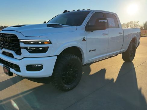 Used 2025 RAM 2500 Limited image 4