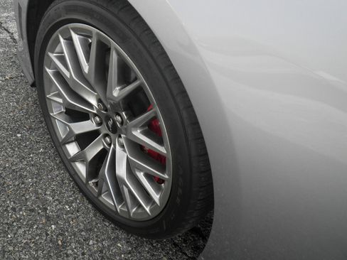 Used 2024 Ford Mustang GT Premium image 12