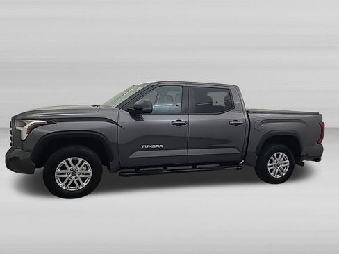 Used 2024 Toyota Tundra SR5 w/ SR5 Premium Package AWD/4WD image 6