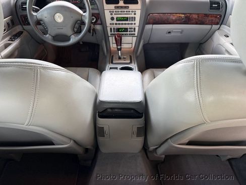 Used 2004 Lincoln LS RWD image 44