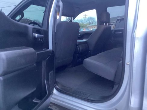 Used 2021 Chevrolet Silverado 1500 Custom Trail Boss w/ LPO, Dark Essentials Package image 6