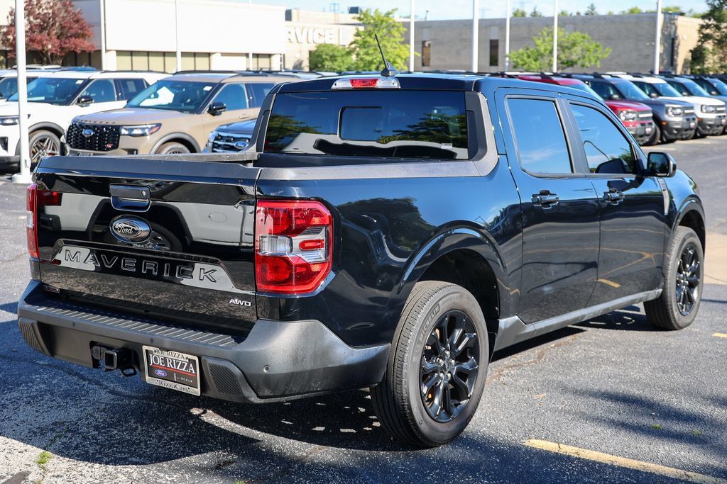 Used 2024 Ford Maverick Lariat w/ Black Appearance Package AWD/4WD image 24