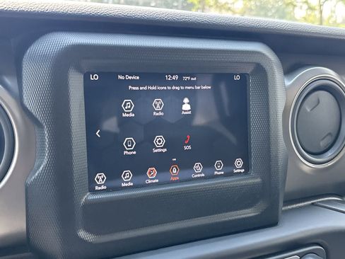 Used 2022 Jeep Wrangler Unlimited Sport AWD/4WD image 20