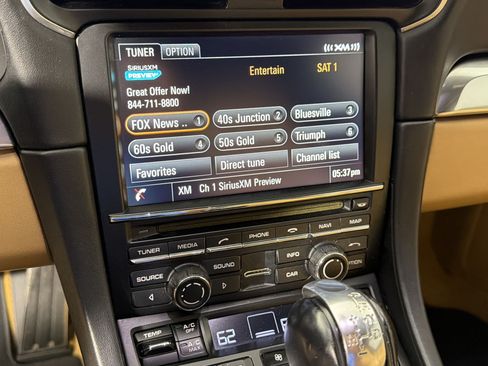 Certified 2016 Porsche 911 Targa 4S AWD/4WD image 19