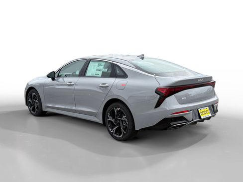 New 2026 Kia K5 GT-Line image 3
