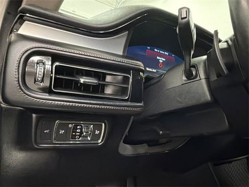 Used 2023 Lincoln Aviator AWD w/ Premium Package image 34