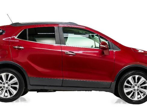 Used 2018 Buick Encore Preferred image 5