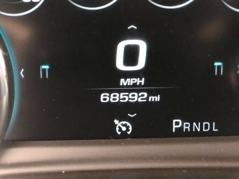 Used 2019 Chevrolet Tahoe Premier w/ Premier Plus Edition RWD image 17
