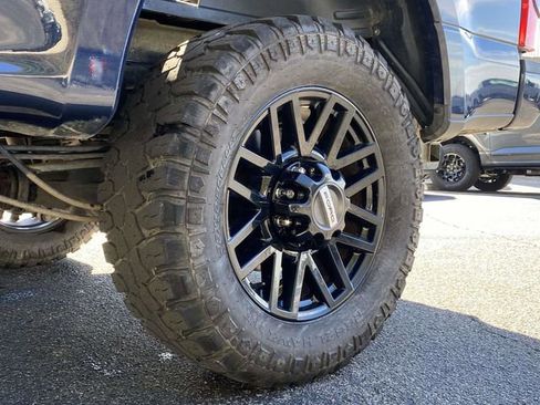 Used 2020 Ford F250 Lariat image 11