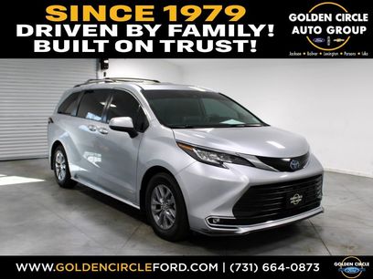 Used 2021 Toyota Sienna XLE