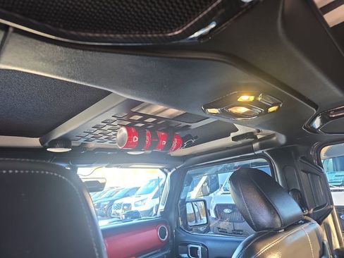 Used 2020 Jeep Gladiator Rubicon image 32