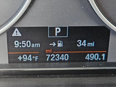 Used 2018 BMW 320i Sedan image 10