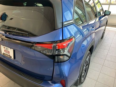 Used 2026 Subaru Forester Premium AWD/4WD image 18