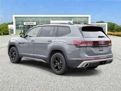 New 2026 Volkswagen Atlas Peak Edition