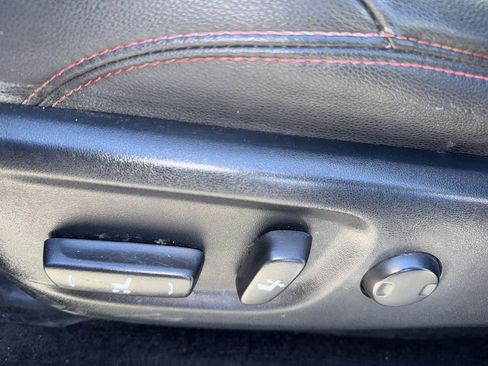 Used 2019 Toyota 4Runner TRD Off-Road Premium image 19