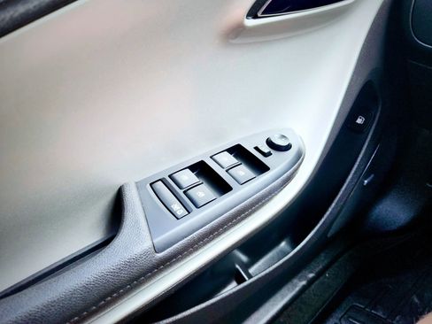 Used 2015 Chevrolet Volt Premium w/ Premium Trim Package image 49