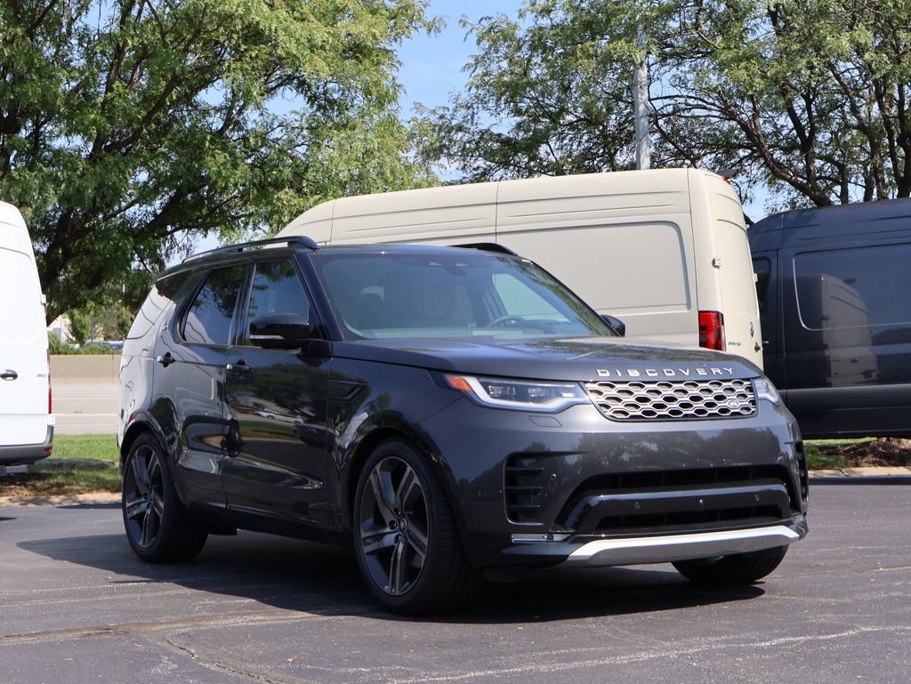 New 2026 Land Rover Discovery Limited Edition AWD/4WD image 3