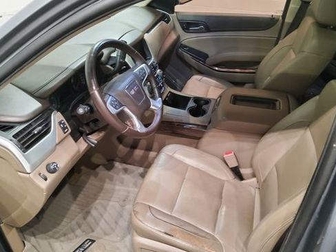 Used 2018 GMC Yukon SLT w/ Open Road Package RWD image 12