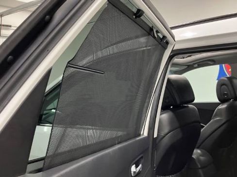 Used 2013 Hyundai Santa Fe Limited w/ Technology Pkg image 44