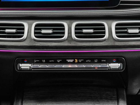 Certified 2025 Mercedes-Benz GLE 350 4MATIC image 17