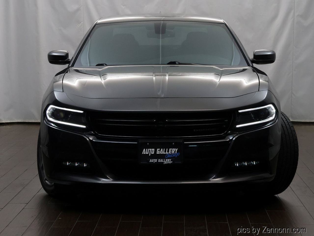 Used 2016 Dodge Charger SXT w/ Rallye Group RWD image 5