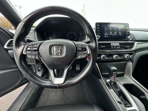 Used 2020 Honda Accord Sport image 10