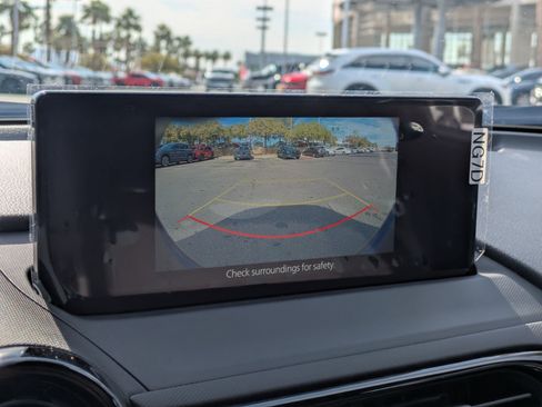 New 2026 MAZDA MX-5 Miata Club w/ Interior Package RWD image 4