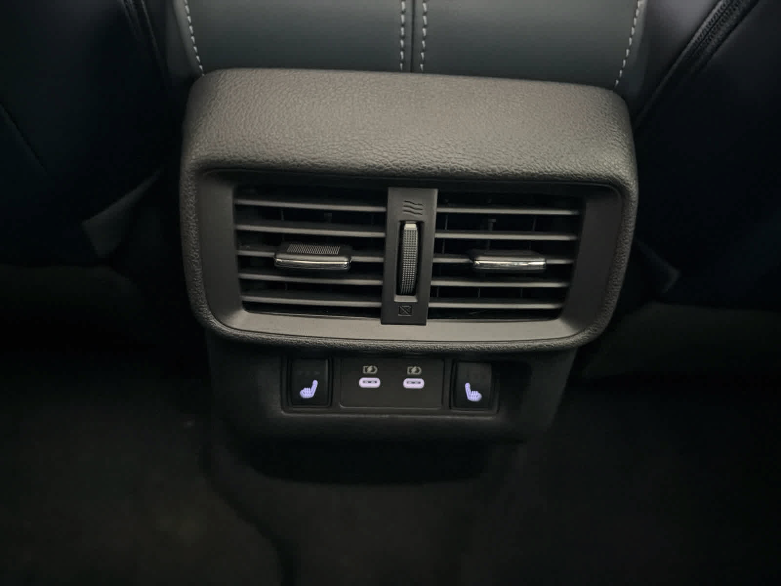 Used 2025 Nissan Murano Platinum AWD/4WD image 19