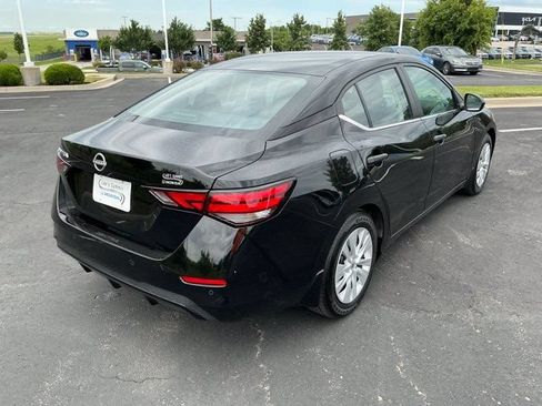 Used 2025 Nissan Sentra S FWD image 3