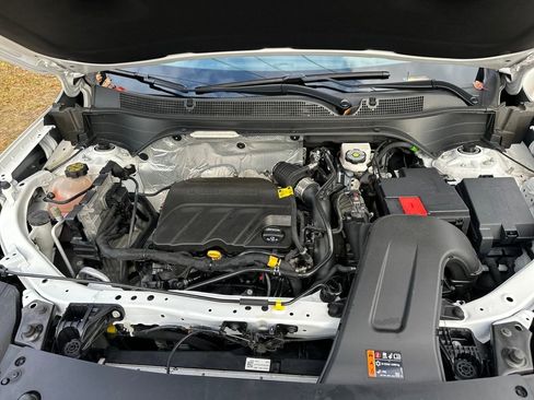 Certified 2024 Chevrolet Trax RS w/ Driver Confidence Package image 29