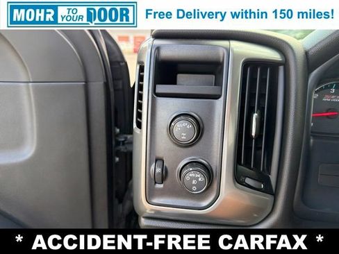Used 2018 Chevrolet Silverado 1500 LT w/ Midnight Edition AWD/4WD image 17