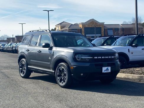 New 2026 Ford Bronco Sport Outer Banks AWD/4WD image 2