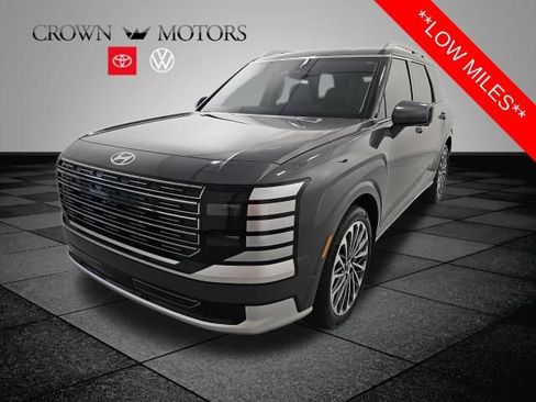 Used 2026 Hyundai Palisade Calligraphy AWD/4WD image 3