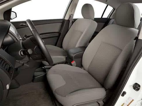 Used 2012 Nissan Sentra 2.0 SR FWD image 6