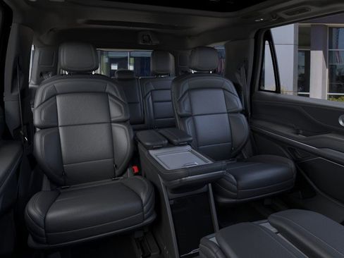 New 2025 Lincoln Navigator Reserve w/ Jet Appearance Package image 34