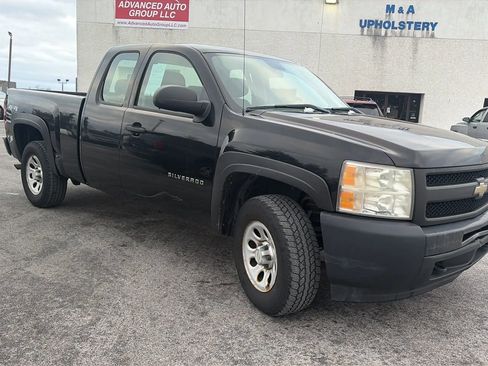 Used 2010 Chevrolet Silverado 1500 W/T image 24