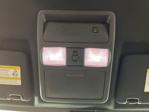 Used 2023 Nissan Frontier PRO-4X w/ Pro Convenience Package AWD/4WD image 29