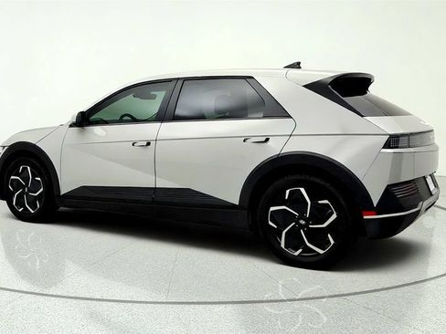 Used 2023 Hyundai Ioniq 5 SEL w/ Cargo Package AWD/4WD image 7