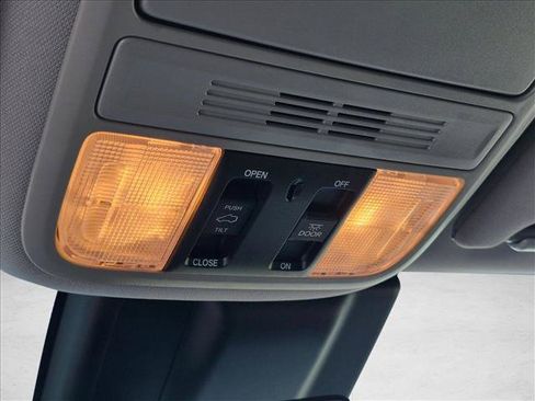 Used 2020 Honda Odyssey EX-L image 10