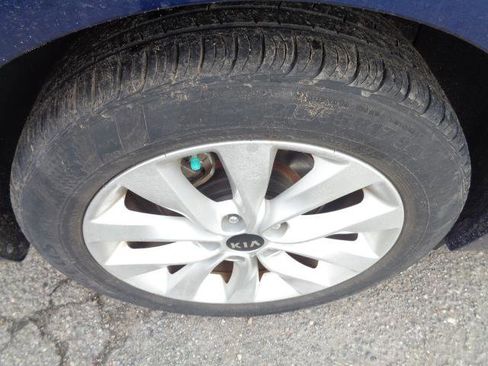 Used 2018 Kia Optima S w/ Panoramic Sunroof Package image 13