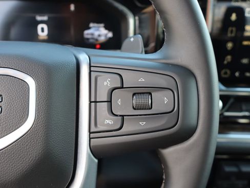 Used 2025 GMC Sierra 1500 Elevation AWD/4WD image 18