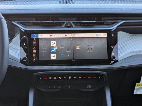 New 2026 Jeep Cherokee Limited image 19