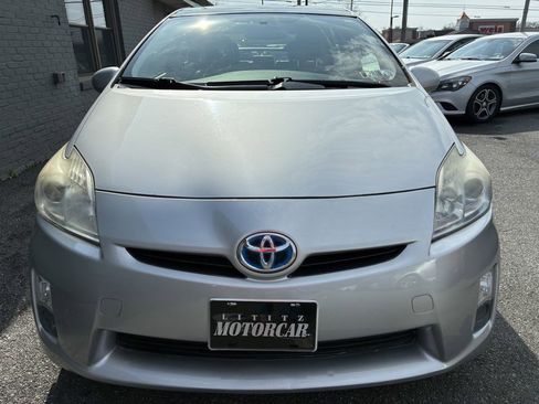Used 2010 Toyota Prius Five image 2