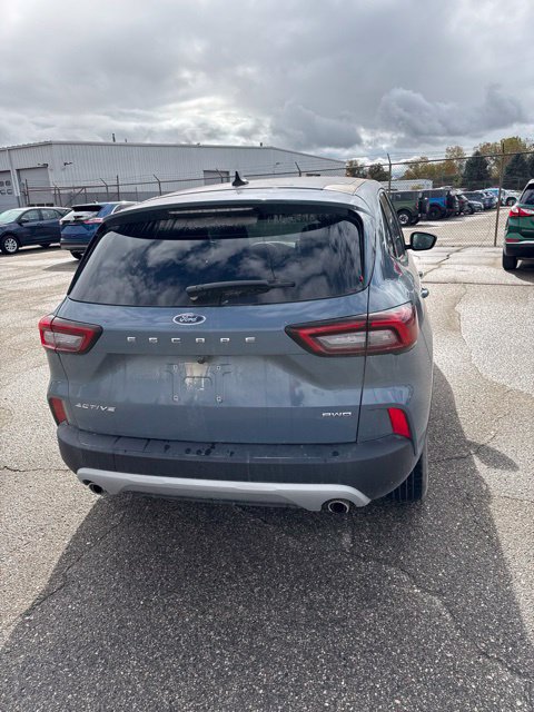Used 2023 Ford Escape Active AWD/4WD image 7