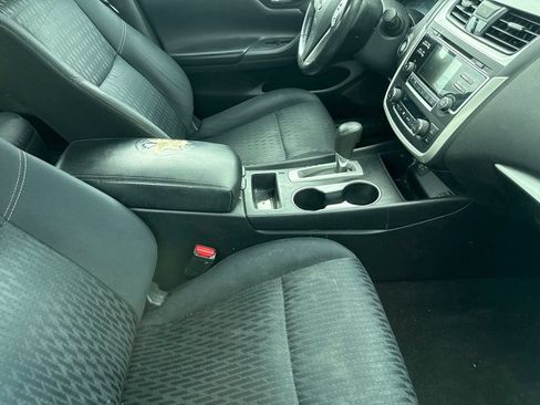 Used 2017 Nissan Altima 2.5 SV FWD image 23