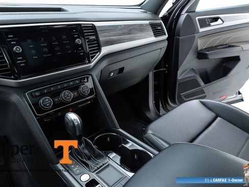 Used 2023 Volkswagen Atlas Cross Sport SE FWD image 62