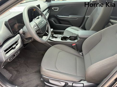 New 2026 Kia K4 FWD image 9
